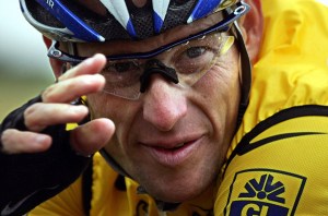Publican documento que muestra que la UCI cubrió un positivo de Armstrong