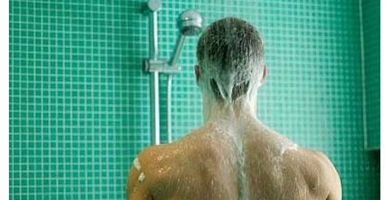 Cuántos días por semana hay que ducharse y cuál es la duración exacta del baño, según Harvard