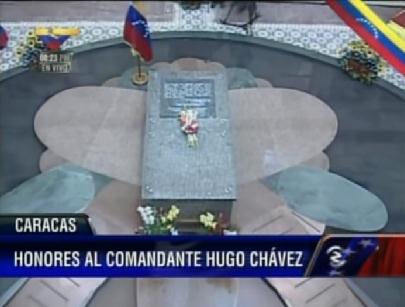 Ofrecieron novena misa por el descanso de Chávez