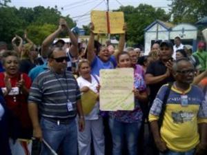 Trabajadores del gremio de salud en Zulia exigen pagos pendientes