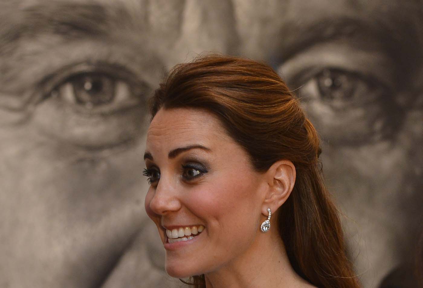 Kate deslumbró en la National Portrait Gallery (Fotos)