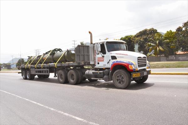 Llegaron los Sistemas Misilísticos de Defensa Aérea S-300 (Fotos)