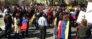 Venezolanos en Madrid se concentran para apoyar a Capriles (Fotos)