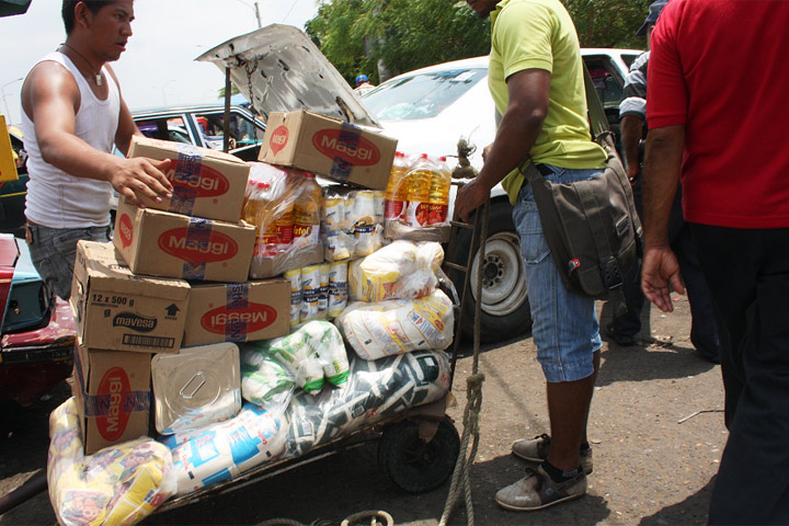 Han detenido a 18 personas por contrabando de alimentos en el Zulia