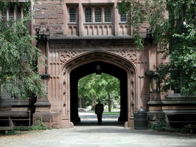 Amenaza de bomba obliga a evacuar la Universidad de Princeton