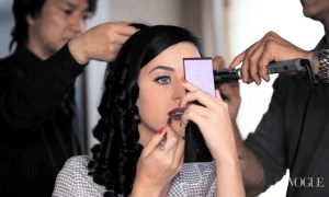 Katy Perry se muestra sin maquillaje para Vogue (Video)