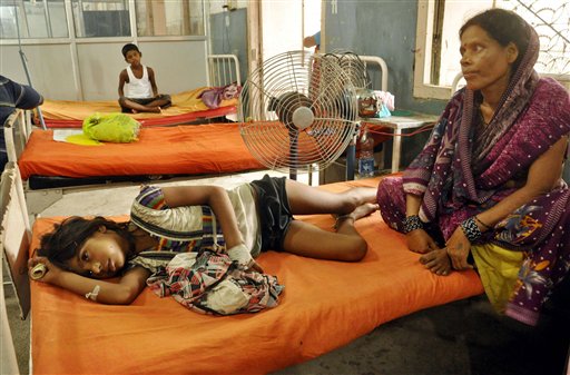Cocineras describen muerte de 23 niños en la India