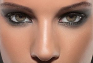 ¿Cómo lograr un look Smoky Eyes perfecto?
