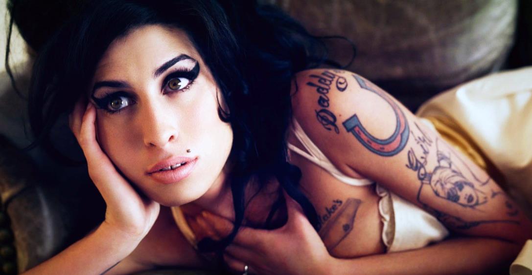 Mostrarán estatua de Amy Winehouse el 14 de septiembre