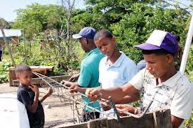 Escasez de materiales retrasa construcción de centro educativo en Miranda