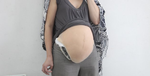 Fingía estar embarazada y lo que llevaba era cocaína en la barriga (Fotos)