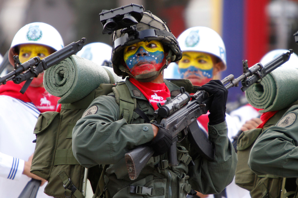 El Nuevo Herald: Maduro trata de reconquistar a los cuarteles