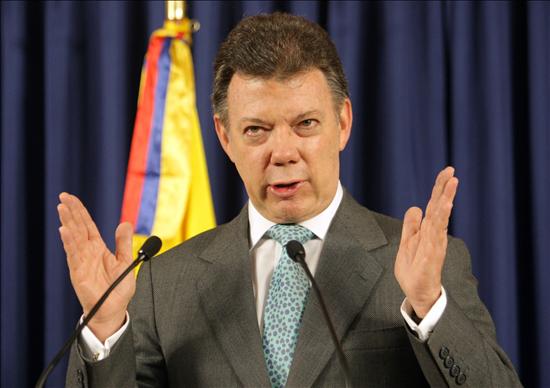 Santos pide ayuda a Venezuela para capturar a capo colombiano