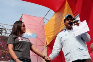 La felicitación cumpleañera de la hija de Chávez a Maduro