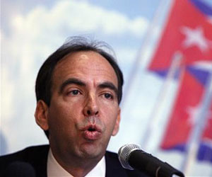 Embajador cubano en Venezuela tilda de fascista y ladrón a senador mexicano (que bello, que bonito)