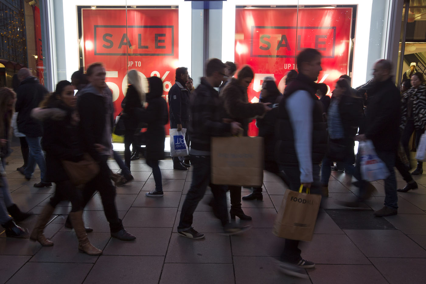 Así hacen las compras navideñas…en el resto del mundo (Fotos)