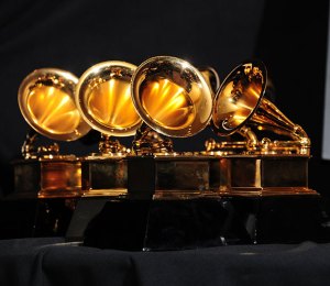 Beatles y Armando Manzanero recibirán un Grammy a toda su carrera