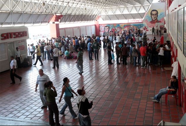 Estiman que 50 mil pasajeros viajen por el Terminal de Oriente en víspera navideña