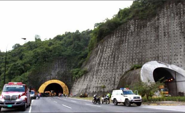Reabierto paso por el túnel Turumo