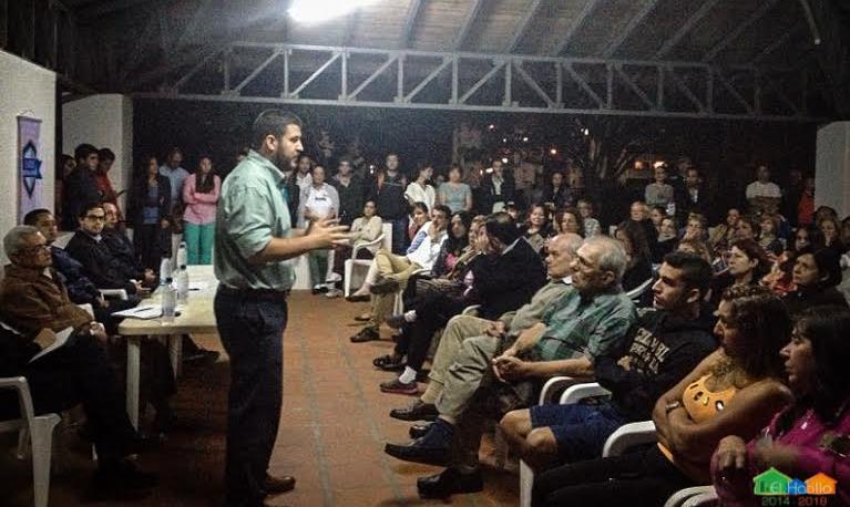 Smolansky realiza asambleas para informar a los hatillanos sobre Patrullaje Inteligente