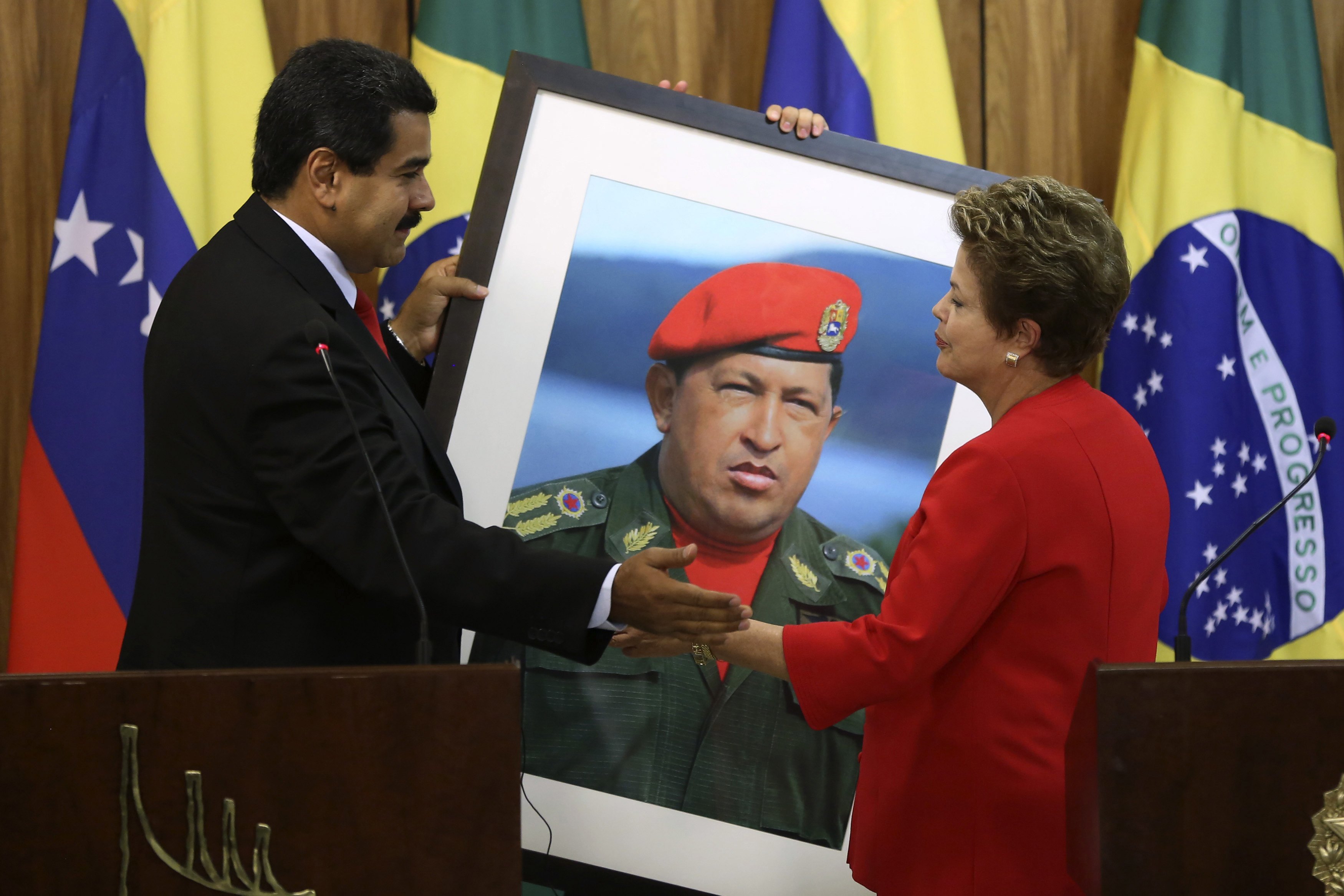 Brasil reduce apoyo a Maduro