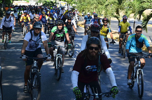 Ciclistas se movilizaron en homenaje a estudiante asesinado en La Isabelica