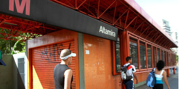 Cierran estación Altamira por ingreso de usuario en las vías del Metro de Caracas #25Mar