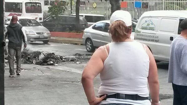 Barricadas en el Marqués este #1A (Fotos)