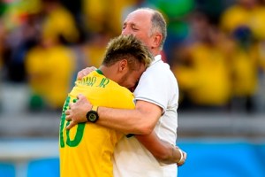 Scolari: Va a ser difícil poner a Neymar en el próximo partido