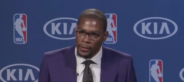 Famoso jugador de la NBA te hará llorar con su humilde discurso (Video)