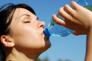 Diez claves por las que debes beber suficiente agua