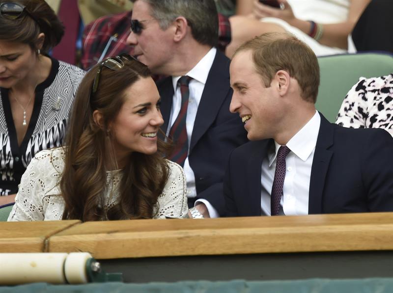 Guillermo y Kate, la pareja dorada de la realeza británica