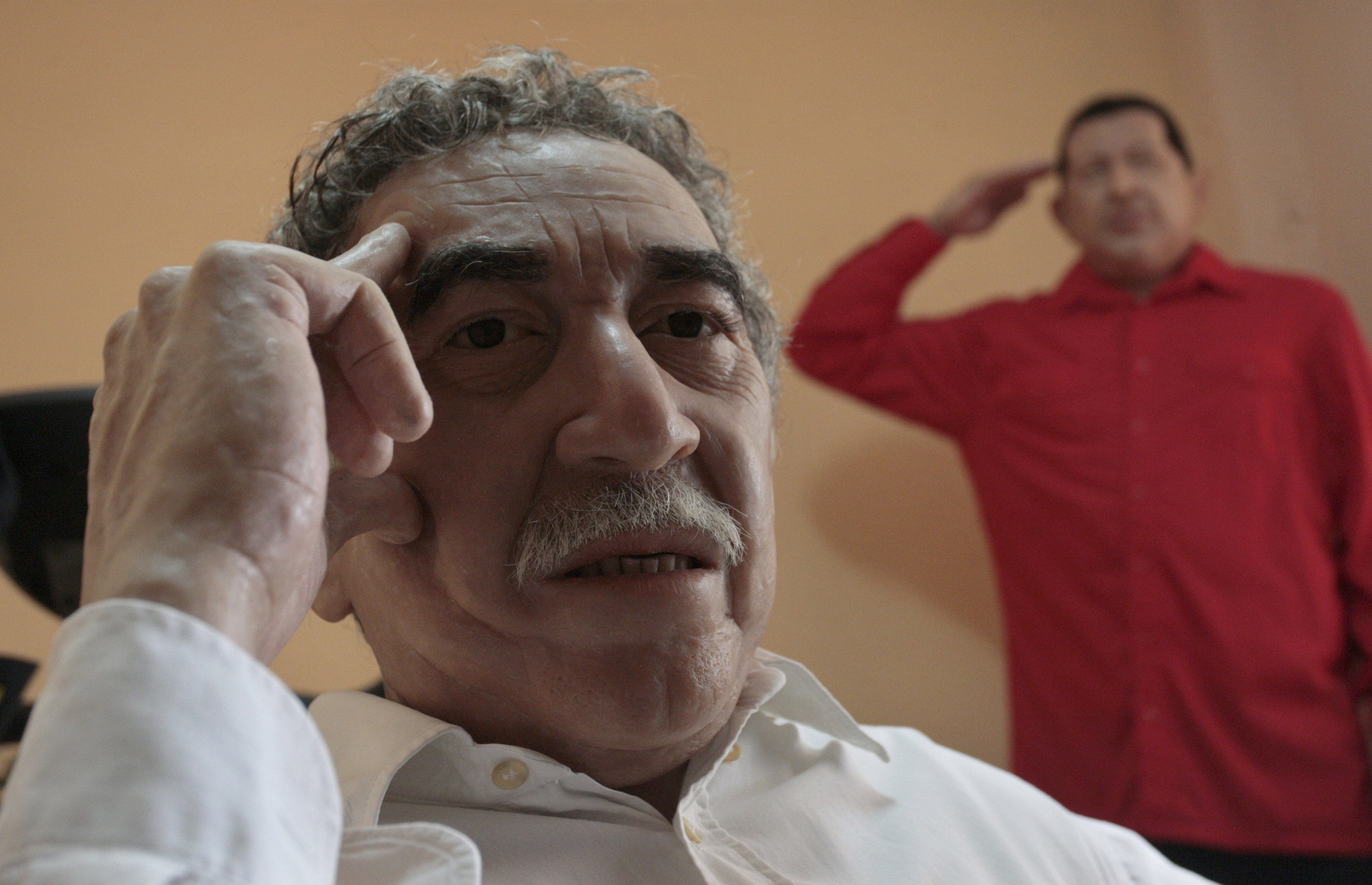 Chávez y Gabriel García Márquez juntos en el Museo de Cera de Cuba (Fotos)