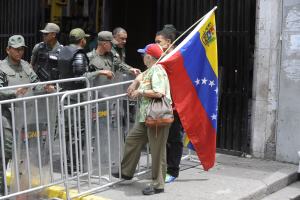 Niegan pruebas para defensa de Leopoldo López y difieren audiencia