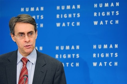 Egipto prohíbe entrar al país a director de HRW