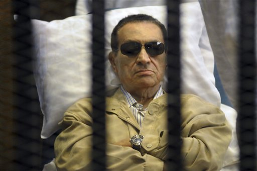 Mubarak y sus hijos seguirán detenidos hasta que lo decida la justicia
