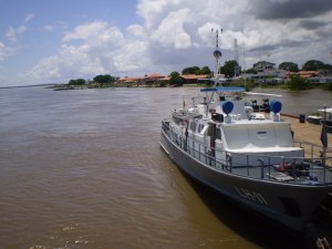 Inea activó embarcación para recoger desechos sólidos en aguas del Orinoco
