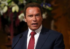 El retrato oficial de Schwarzenegger en el Capitolio de Sacramento (Fotos)