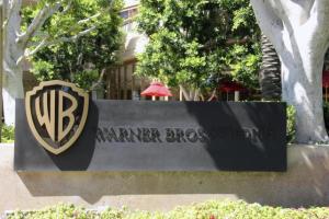 Warner Bros despedirá a 1.000 trabajadores