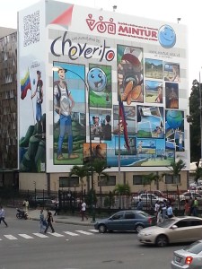El edificio “chévere” de Cheverito (fotodetalles)