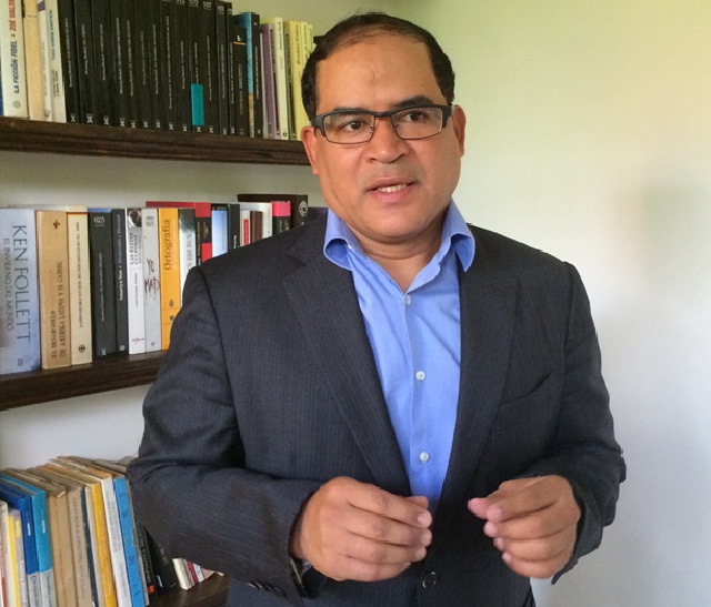 Carlos Valero: Venezuela tiene escasez del 70% de los 150 medicamentos esenciales