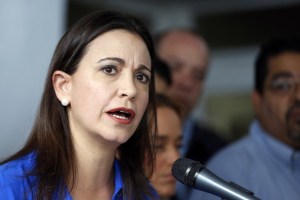 María Corina fustigó al CNE: El tiempo de la gente es Revocatorio en 2016