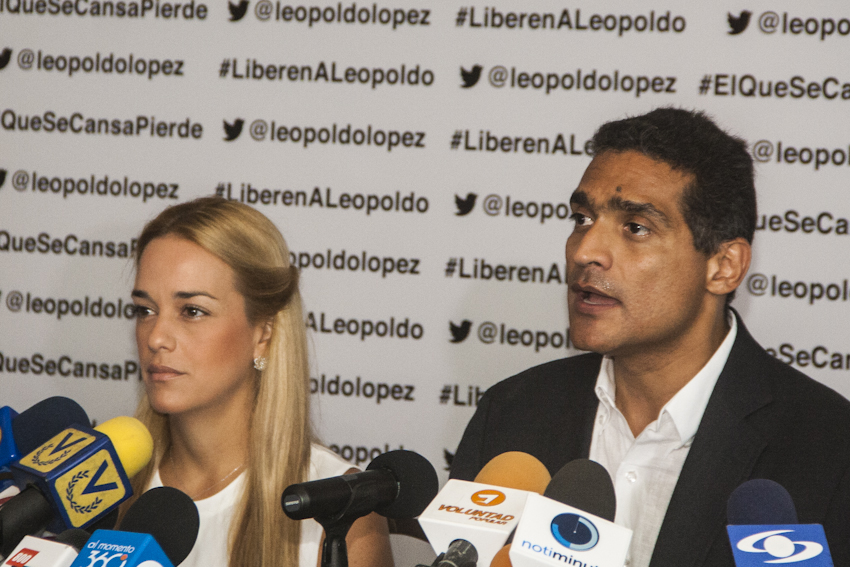 Abogado de Leopoldo López: Gobierno acatará decisión de la ONU, solo trata de correr la arruga