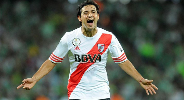 Futbolista de River Plate: Arango es mejor cobrador que Beckham