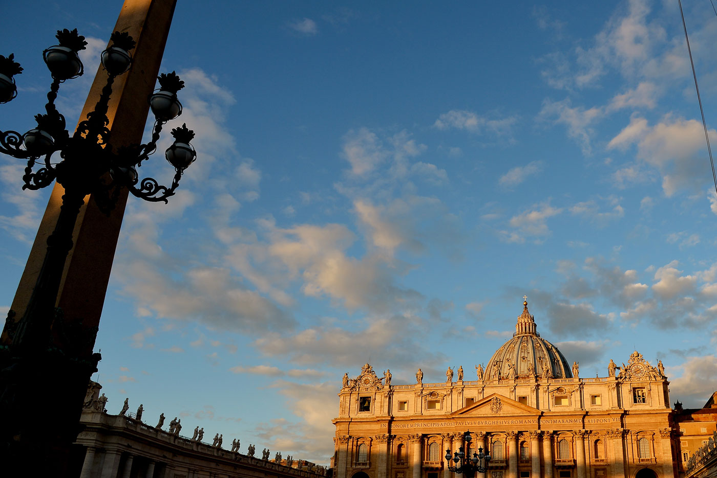El Vaticano consultará sobre la nulidad matrimonial y el trato a homosexuales