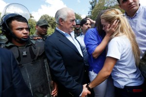 Partido de Pastrana pide que la OEA analice si Venezuela cumple con la Carta Democrática