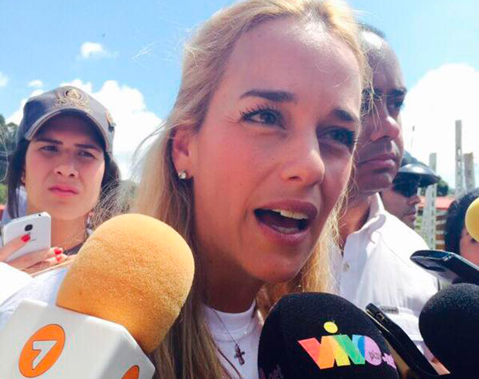 Lilian Tintori pidió la renuncia de Maduro