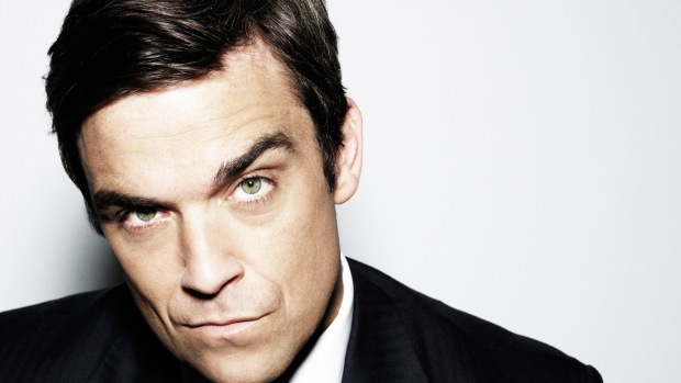 ¡OMG! Robbie Williams se desnuda en Instagram