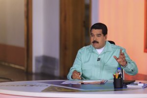 Maduro advierte que batallará contra España: Rajoy es un racista