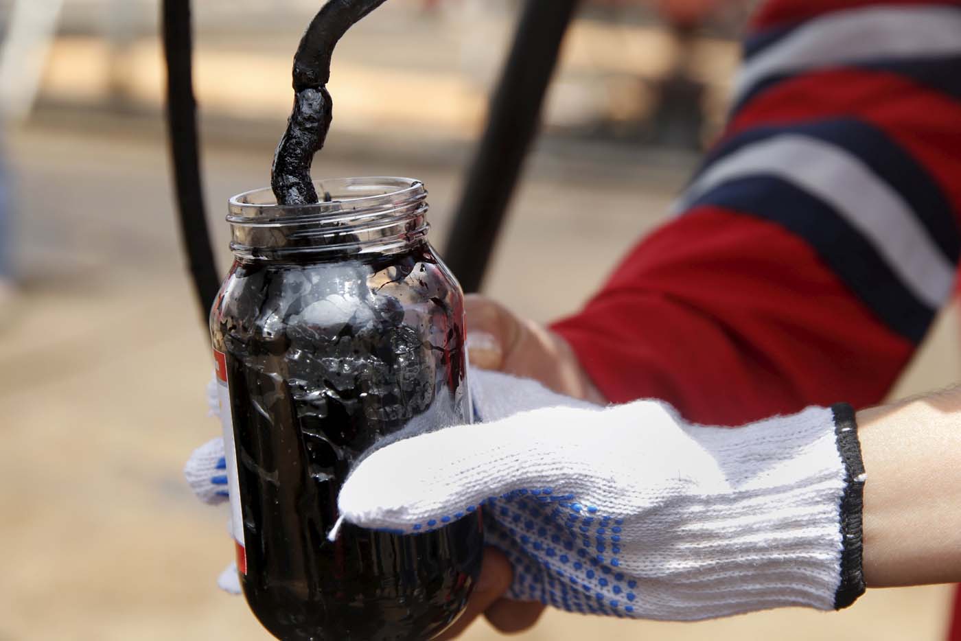 Gobierno calcula precio del barril de petróleo a 40 dólares para 2016